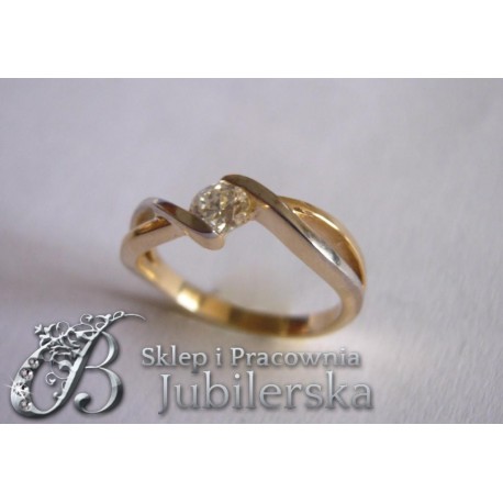 Ekskluzywny pierścionek z brylantem 0.45 CT SI1/H id: 1559